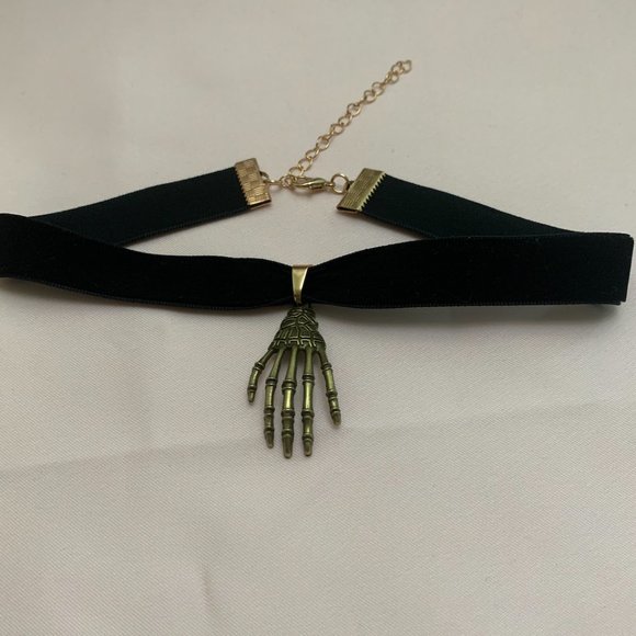 Halloween Skeleton Hand Black Velvet Choker Collar - Picture 7 of 9